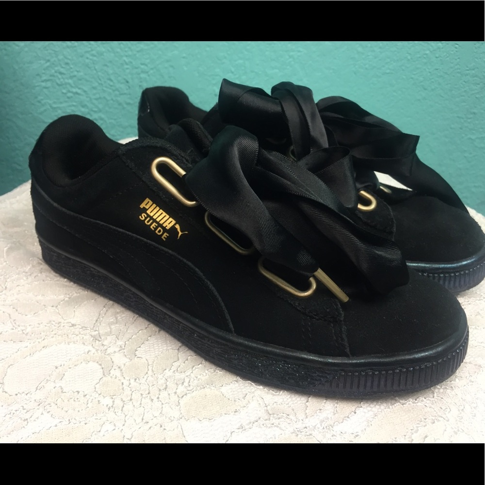 Puma black glitter silky size 6 shoes